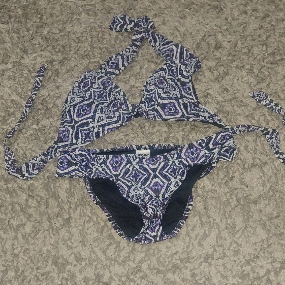 Mossimo Supply Co. Vibrant Patterned Swimwear